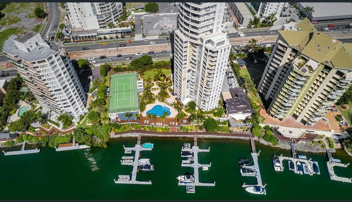 The Pinnacle Apartments Gold Coast Dış mekan fotoğraf